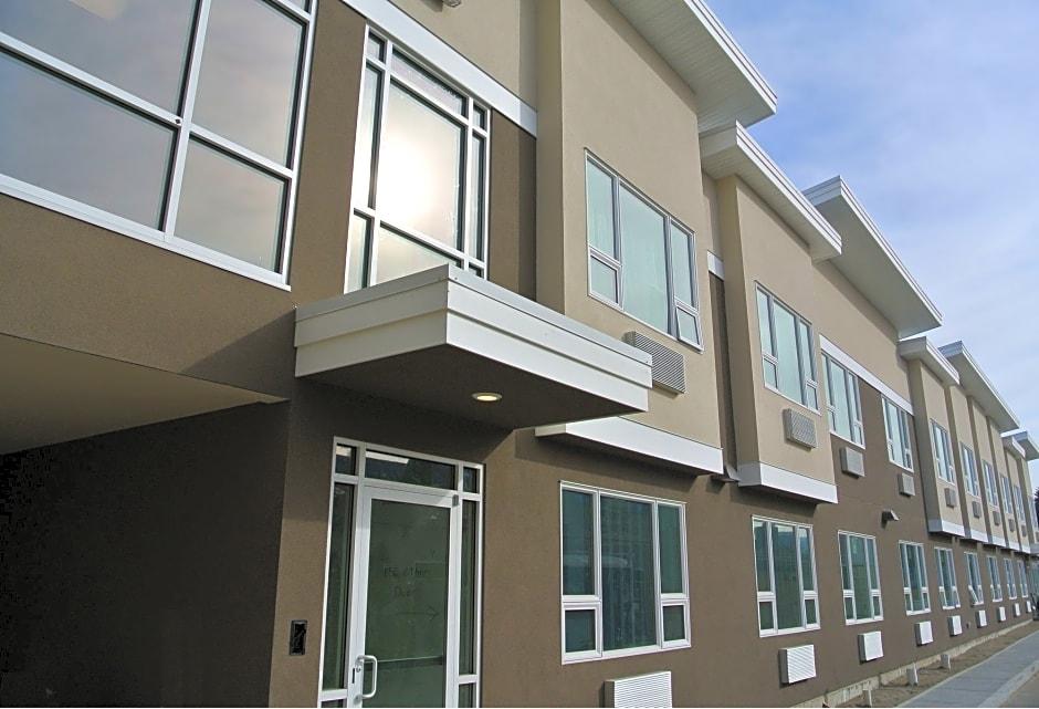 Econo Lodge Inn & Suites Kelowna Exteriör bild